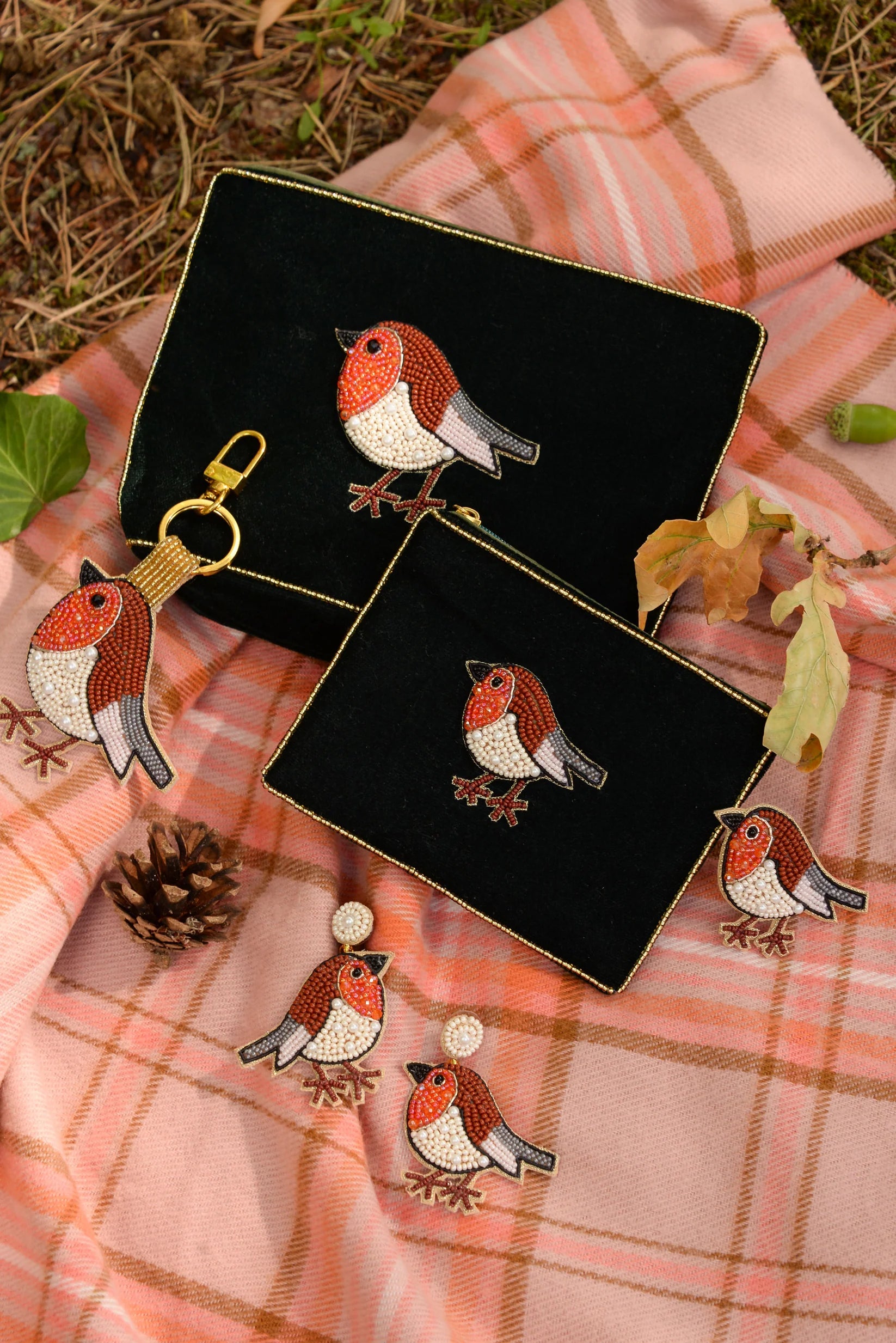 Velvet Dark Green Robin - Small Pouch