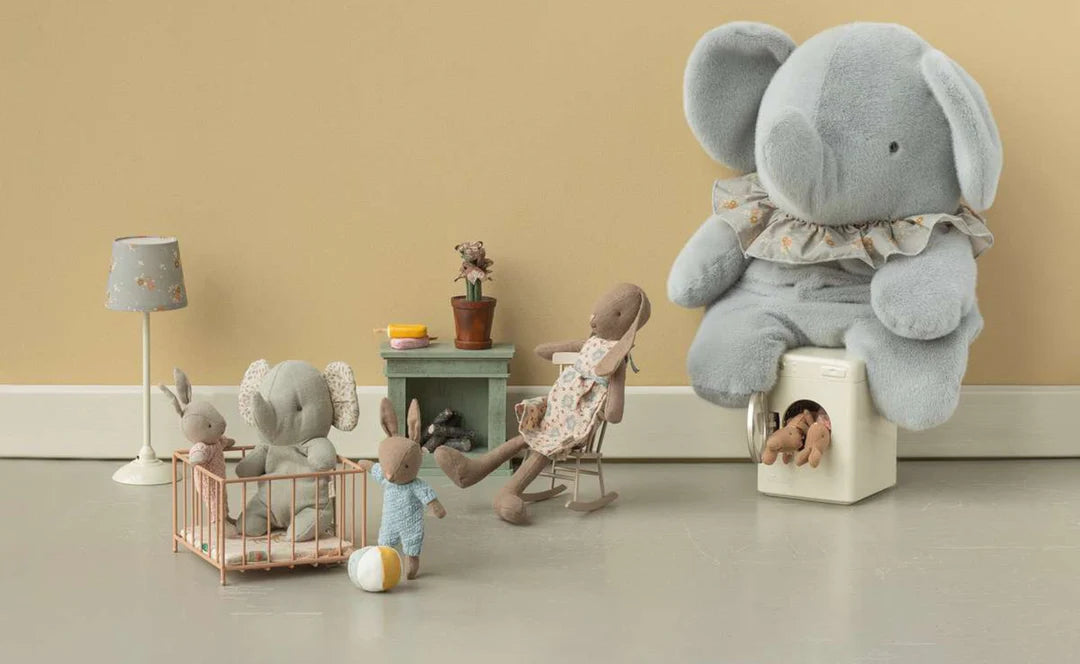 Maileg - Big Plush Elephant - Grey/Blue