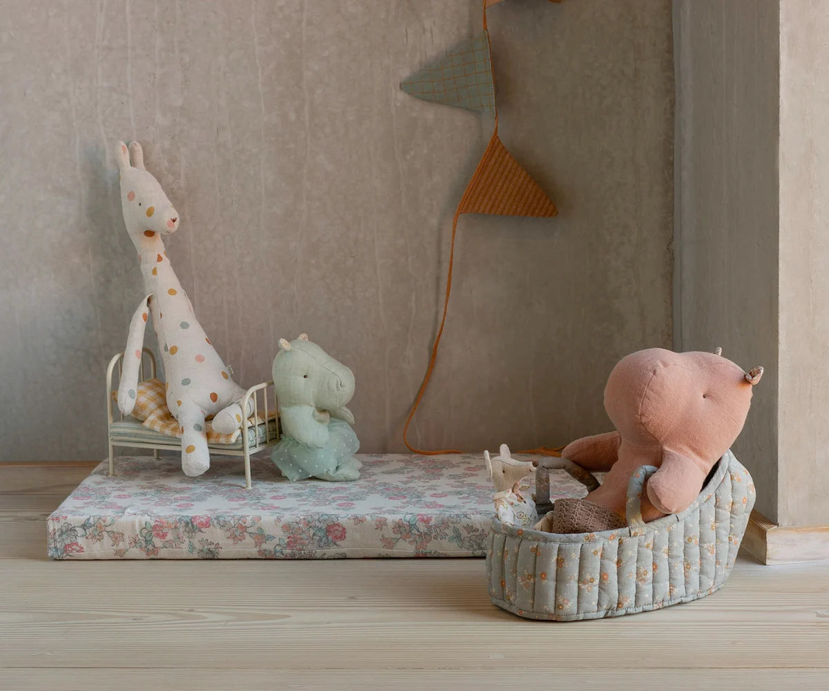 Maileg - Safari friends Hippo with skirt - Small - Mint