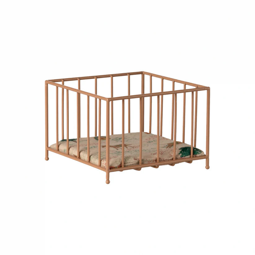 Maileg - Playpen - Dark Powder