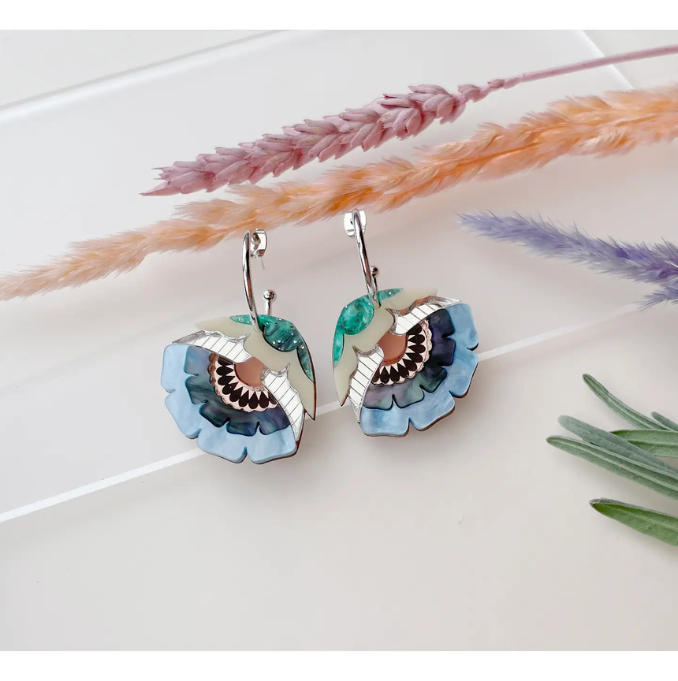 Rosa Pietsch - Isobel Floral Hoop Earrings in Cornflower