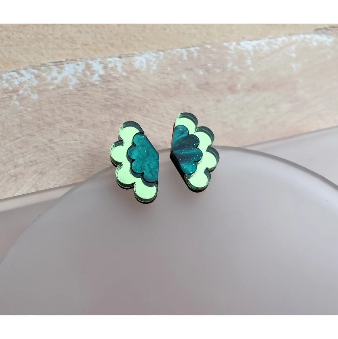 Rosa Pietsch - Scalloped Stud Earrings - Green
