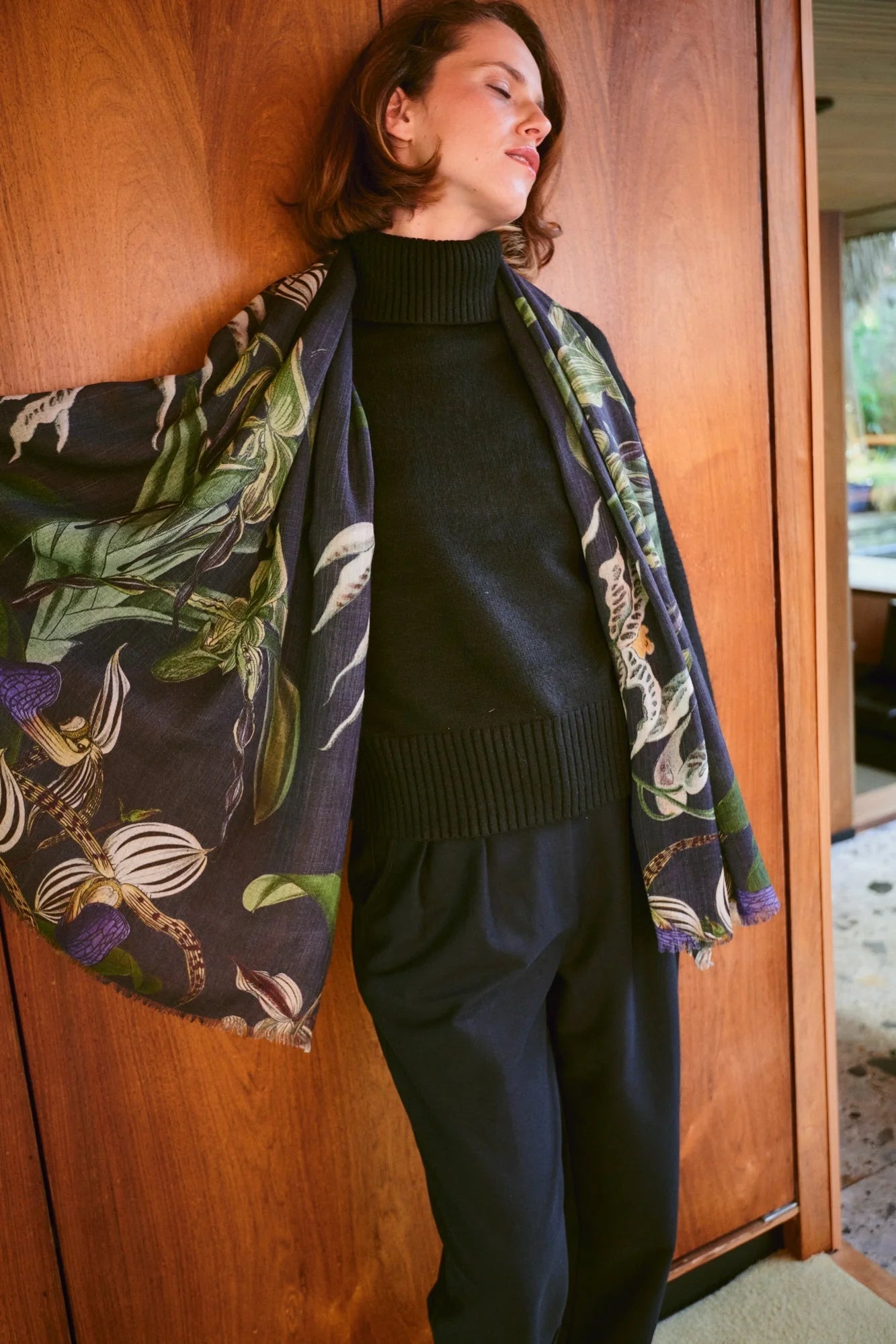 One Hundred Stars - Orchid Wool Scarf - Black