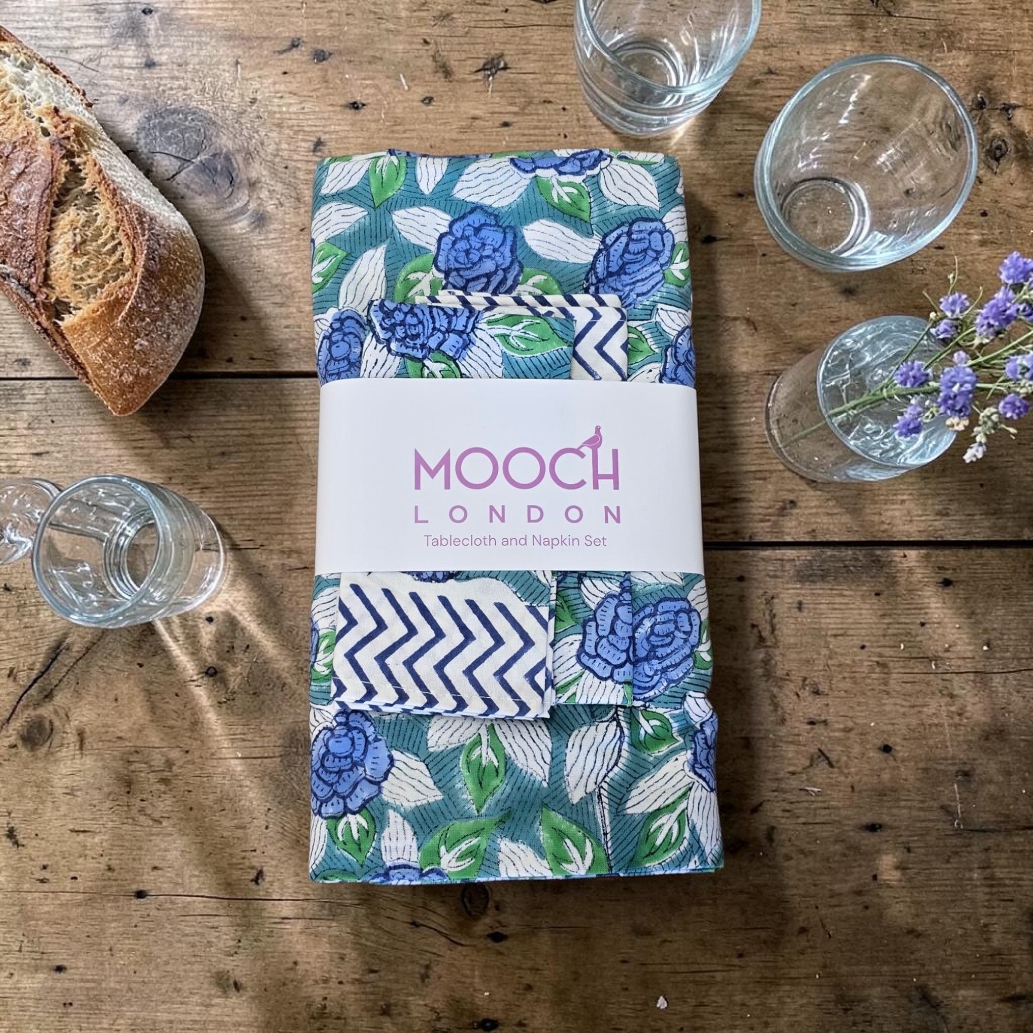 MOOCH London - Cotton Hand Block Print Tablecloth & 6 Napkins