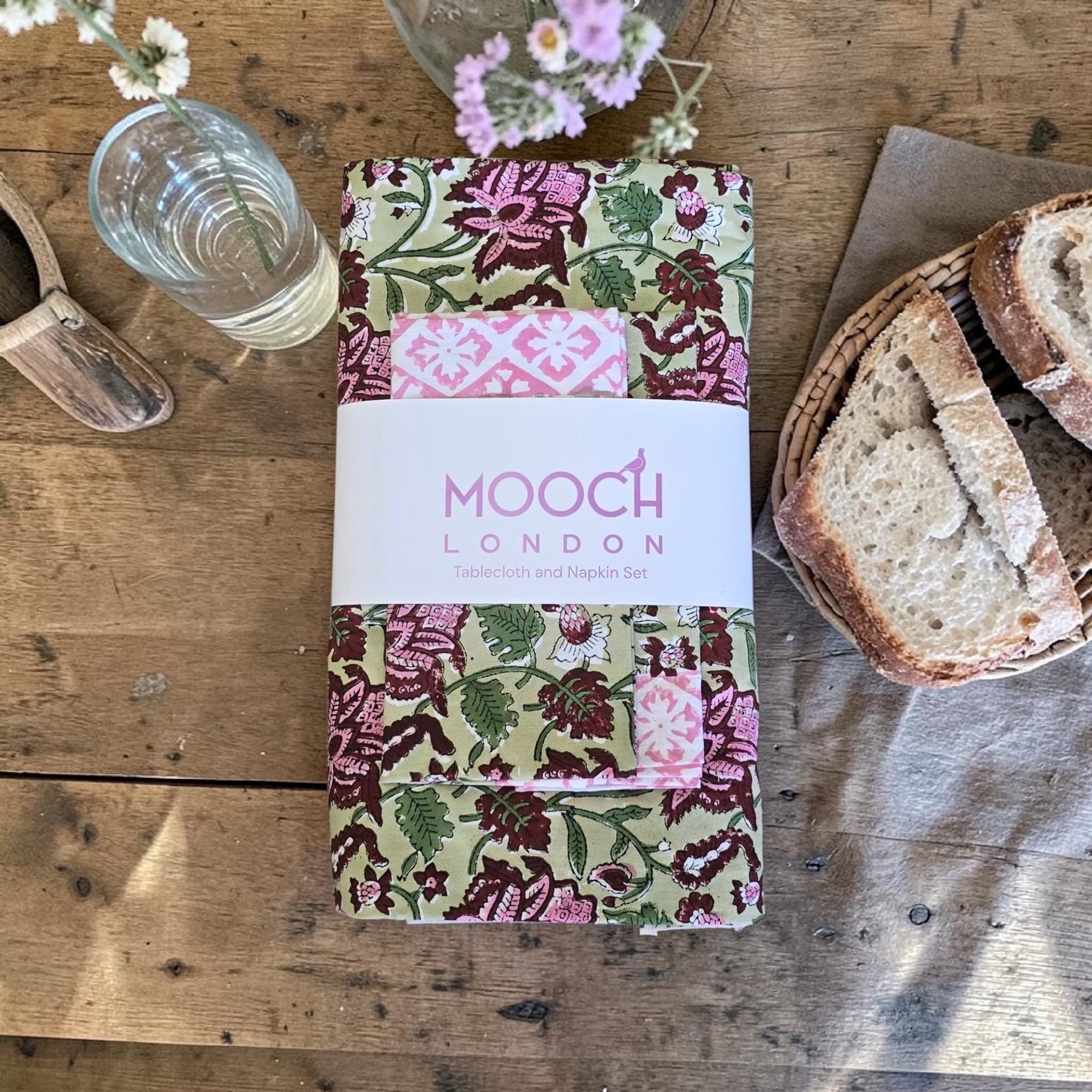 MOOCH London - Cotton Hand Block Print Tablecloth & 6 Napkins