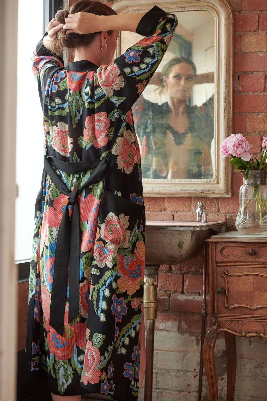 Woven Flower Black - Crepe Gown