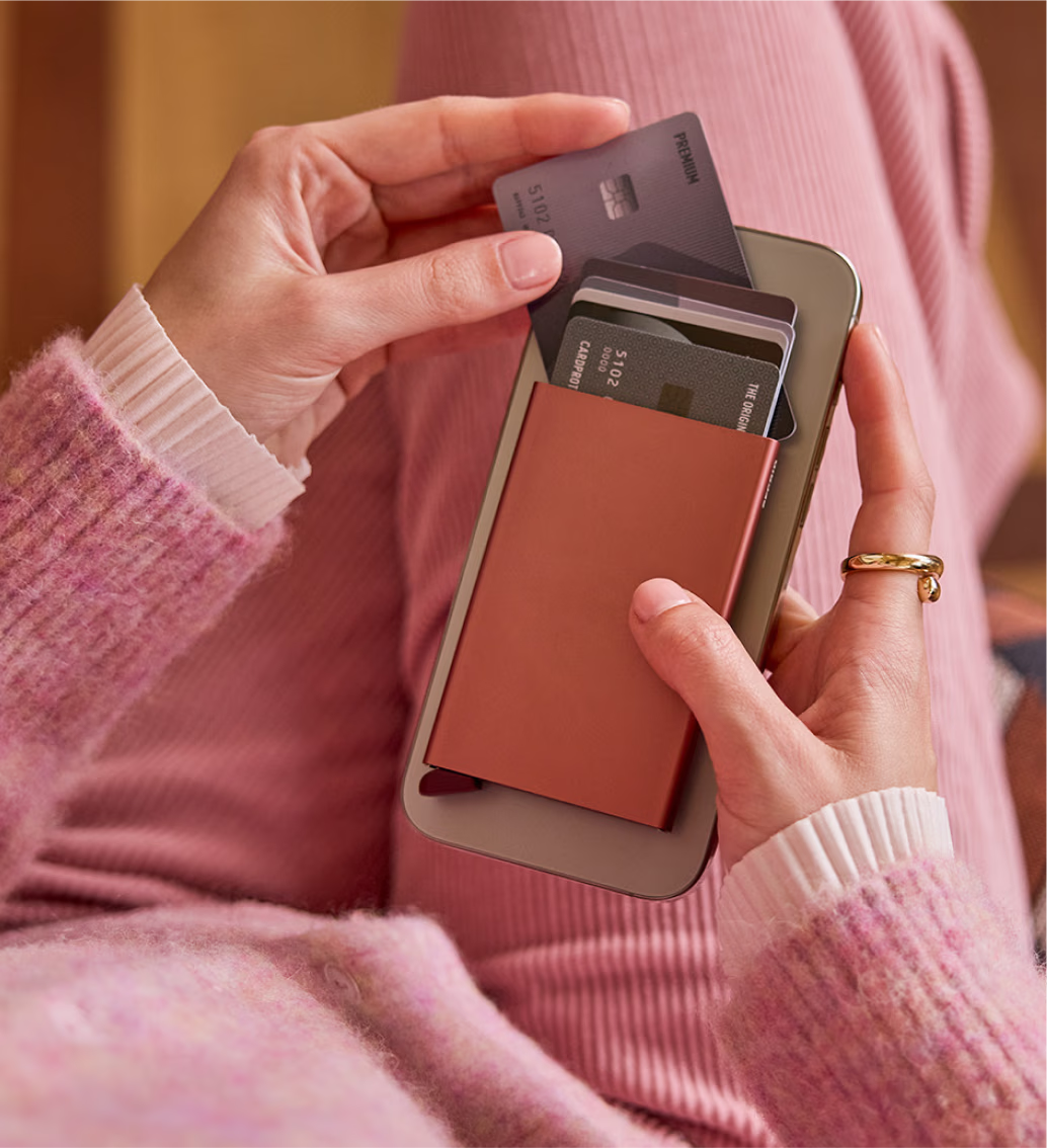 Secrid - Card Protector - Magsafe - Rose