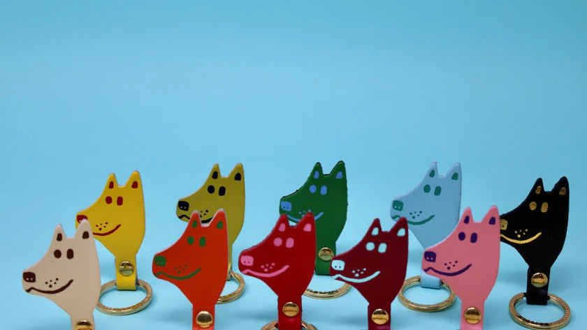 Ark - Dog Keyring - Magenta