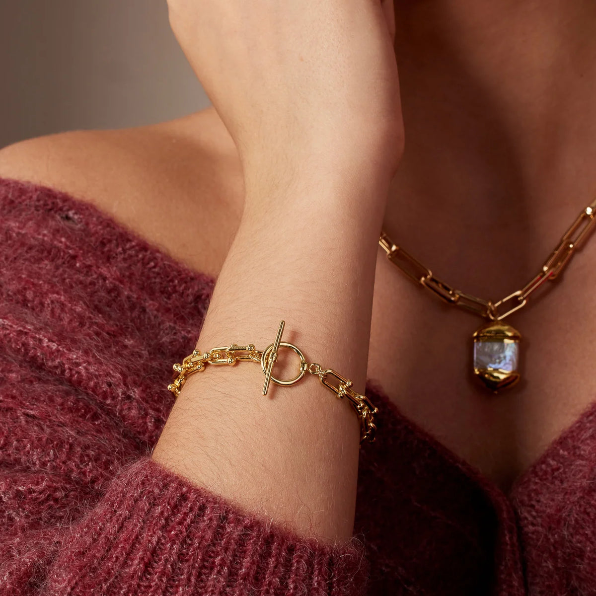 London T-bar Bracelet