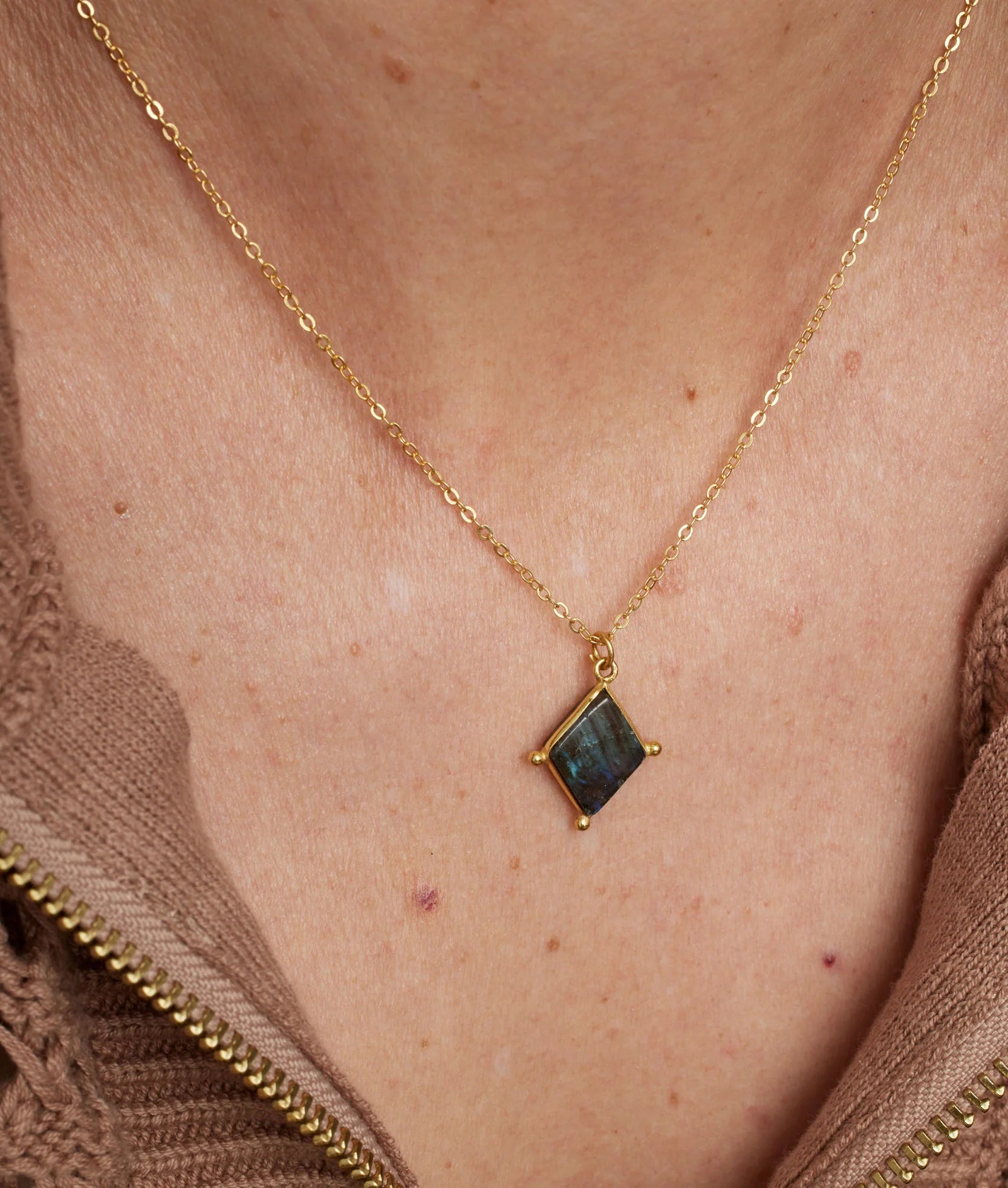 Ashiana London - Lyra Labradorite Necklace