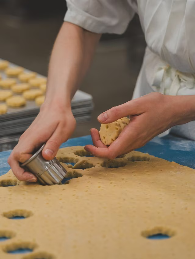 Handmade Shortbread Biscuits with Sugar & Spice
