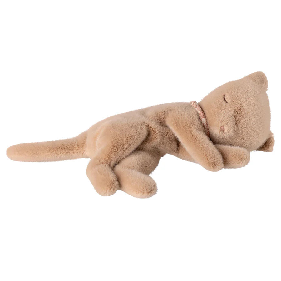Maileg - Sleeping Kitten Small - Cream Peach