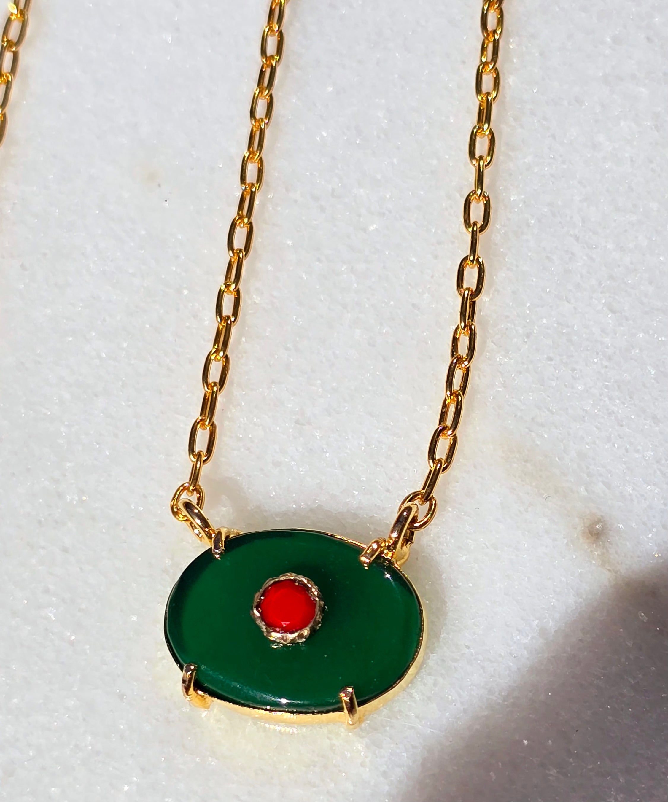 Exclusive - Oval Eye Pendant Necklace