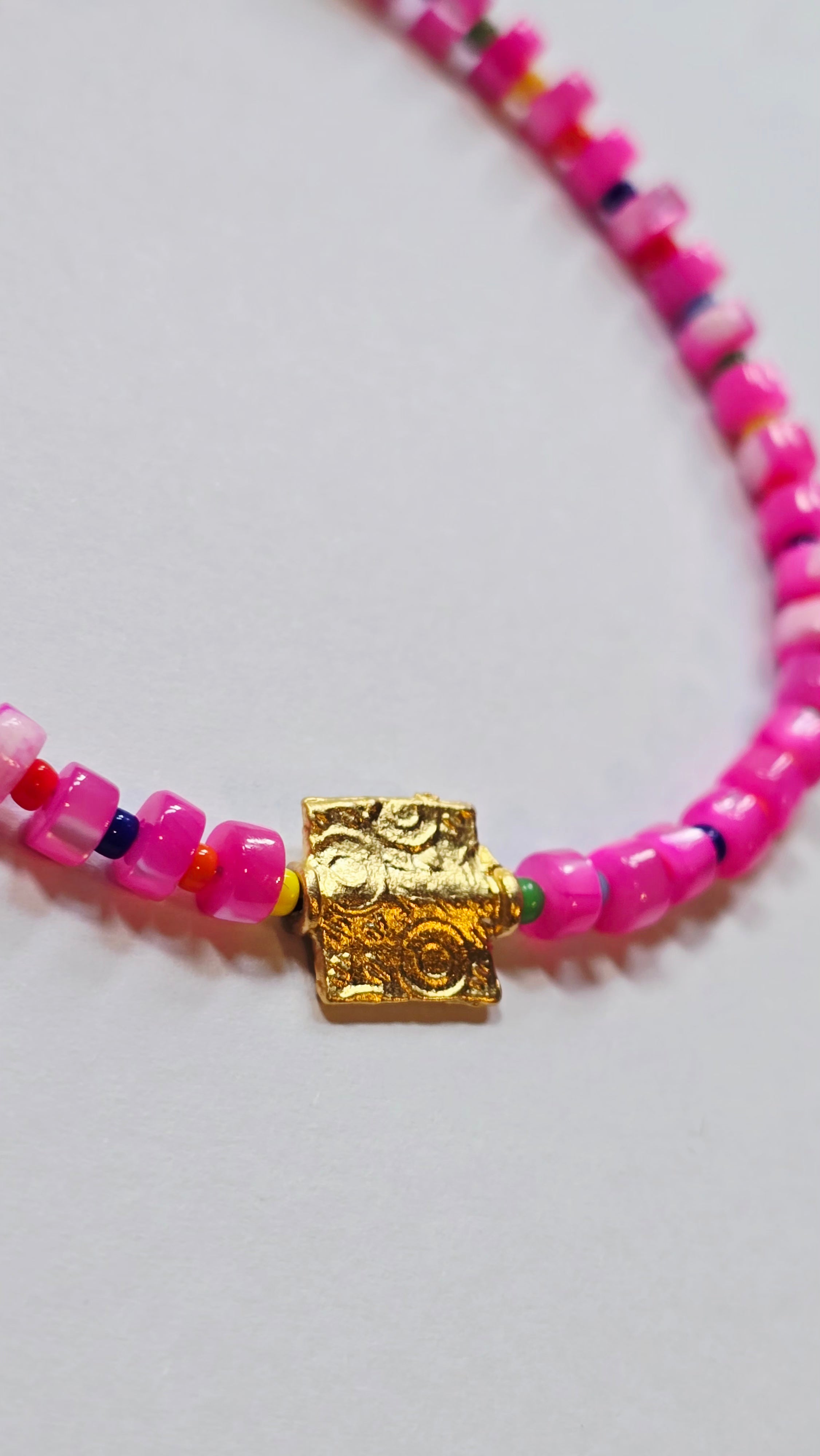 Mooch Exclusive - Rainbow Shell Charm Bracelet