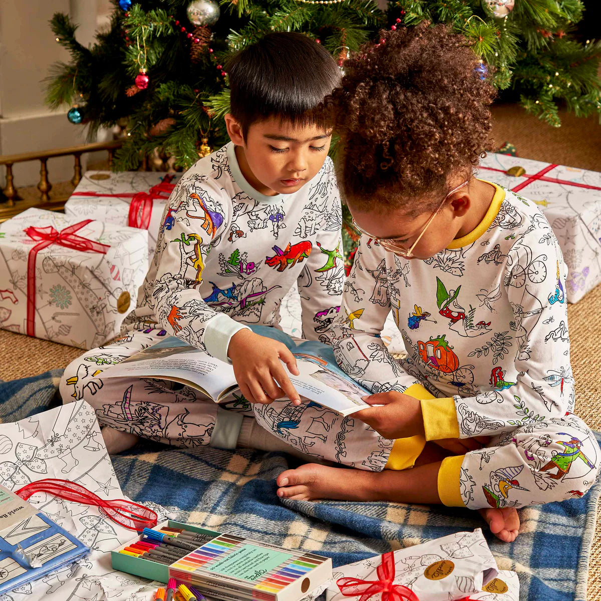 Eat Sleep Doodle - Dinosaur PJs Age 6-7