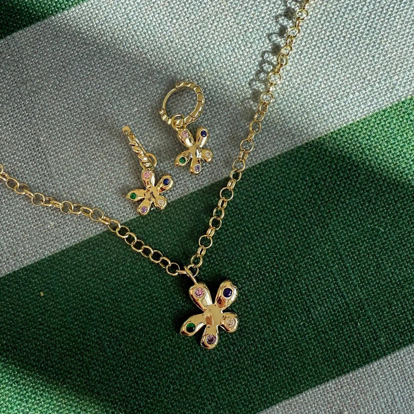 Wildflower Necklace - Gold