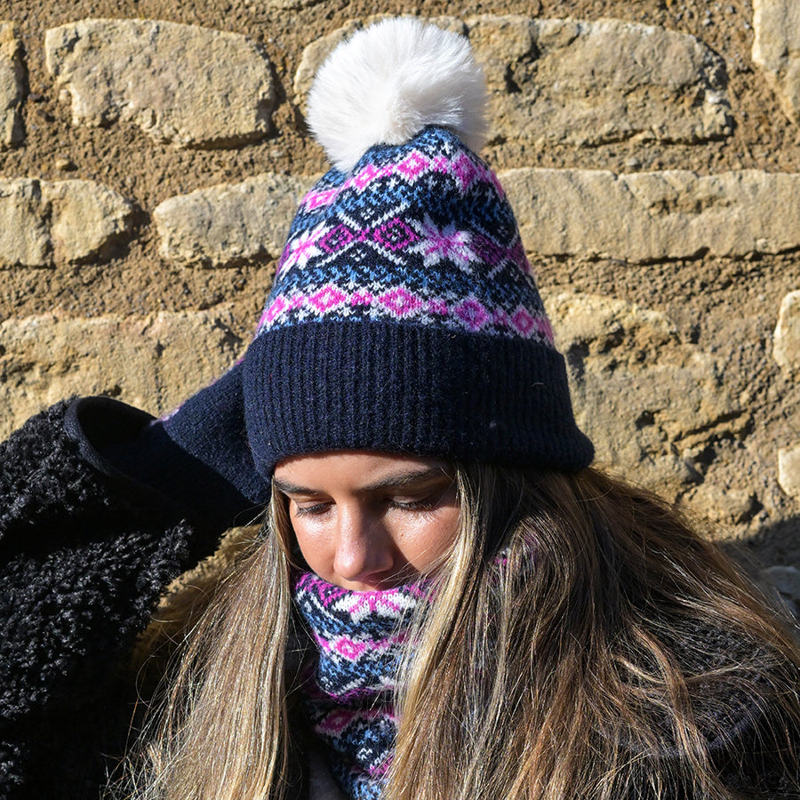 POM - Navy mix scandi starflower hat