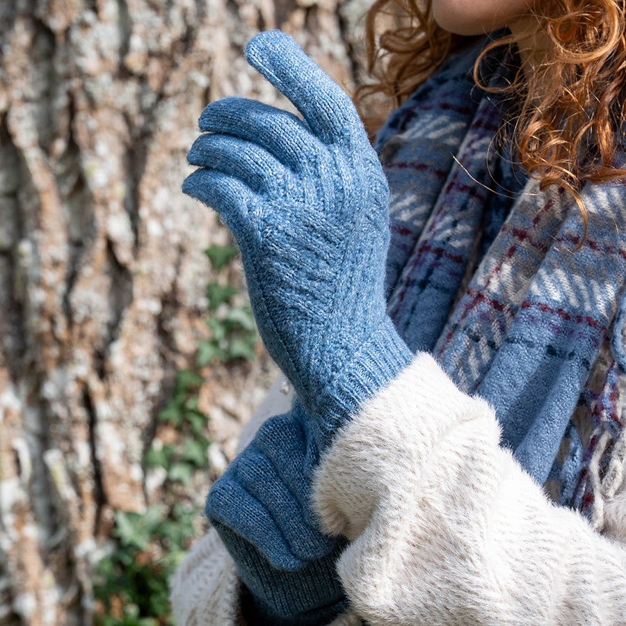 Cable Knit Gloves - Various Colours