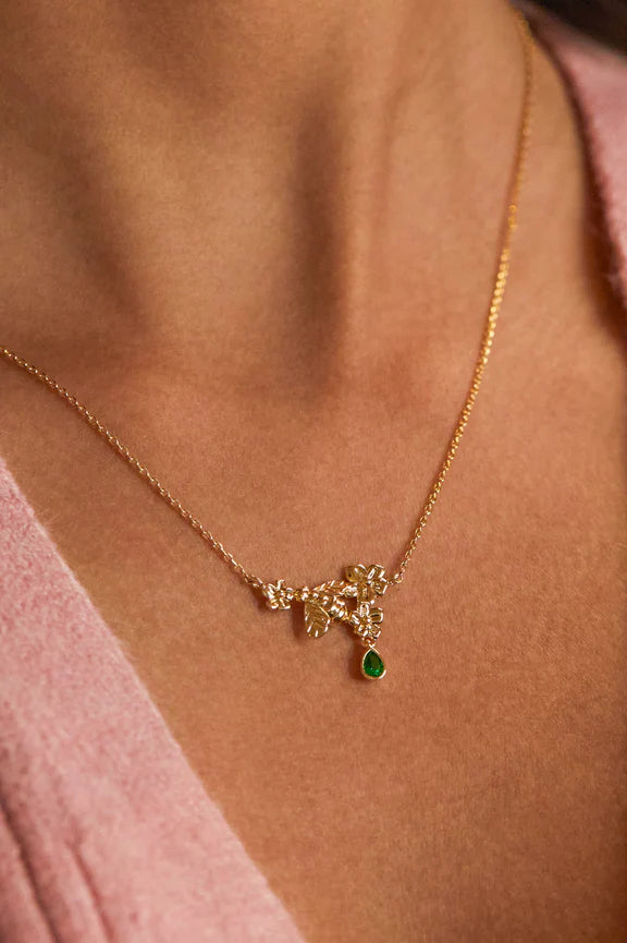 Floral Bee Green Necklace Gold Plated