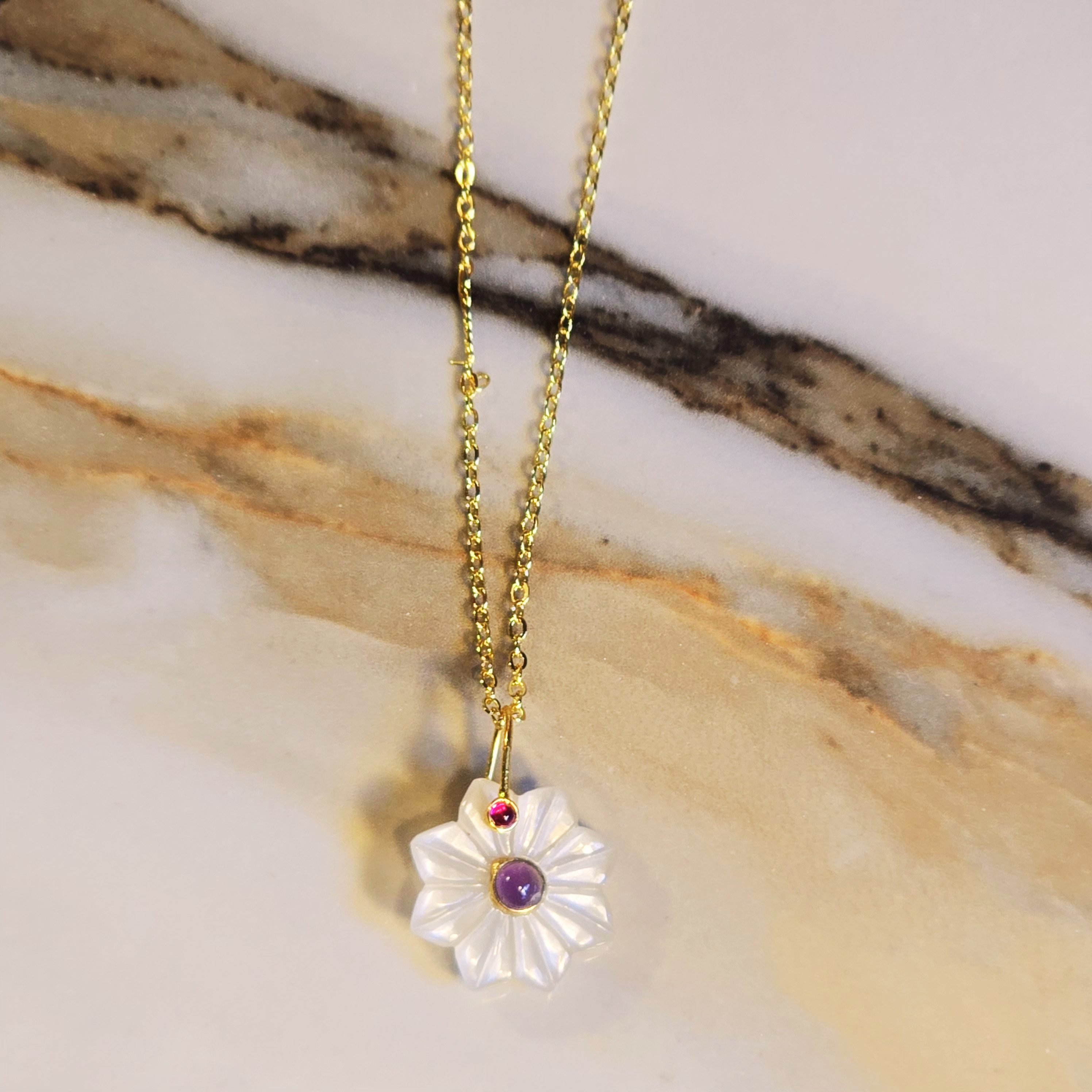 MOOCH London - Carved Gemstone Flower Pendant Necklace