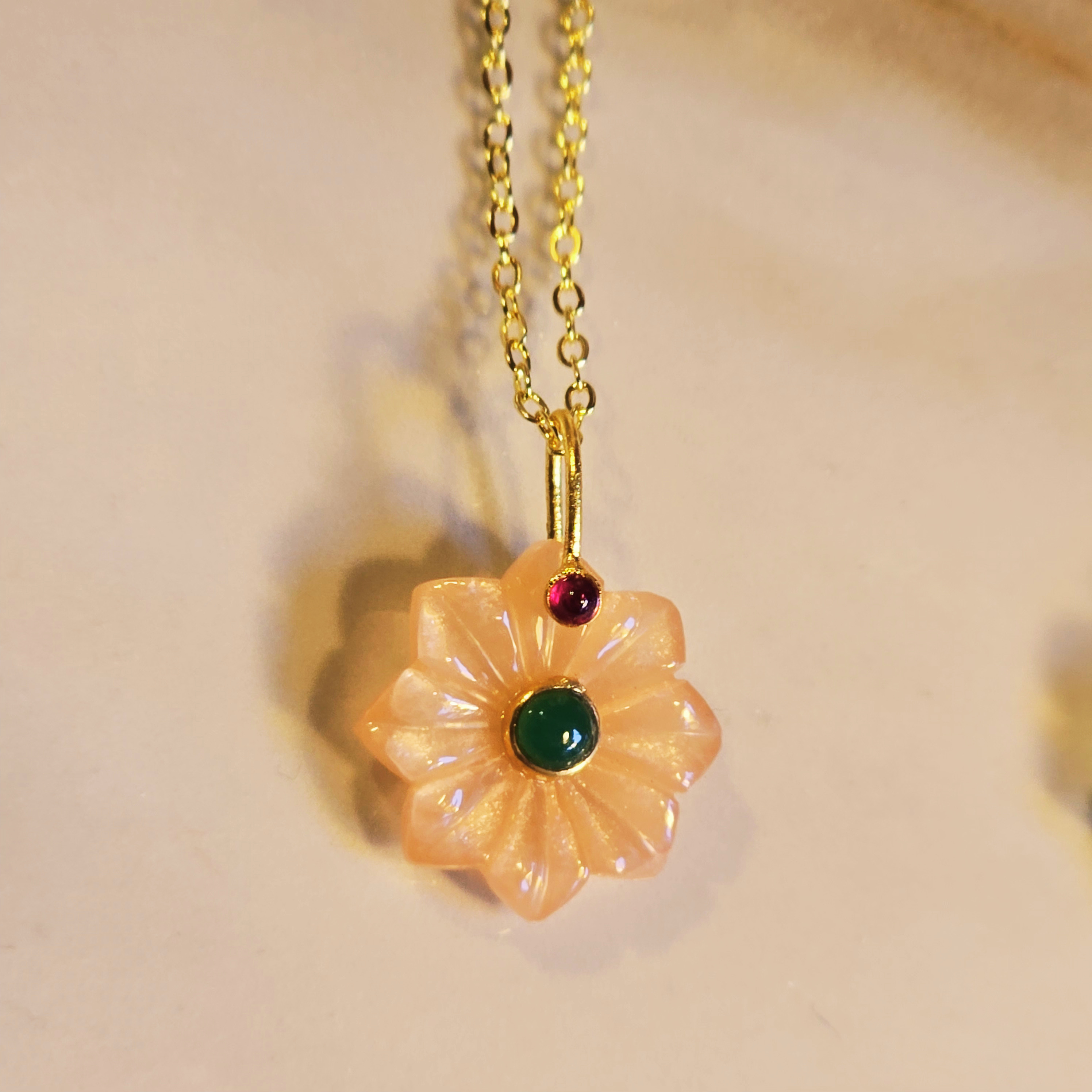 MOOCH London - Carved Gemstone Flower Pendant Necklace