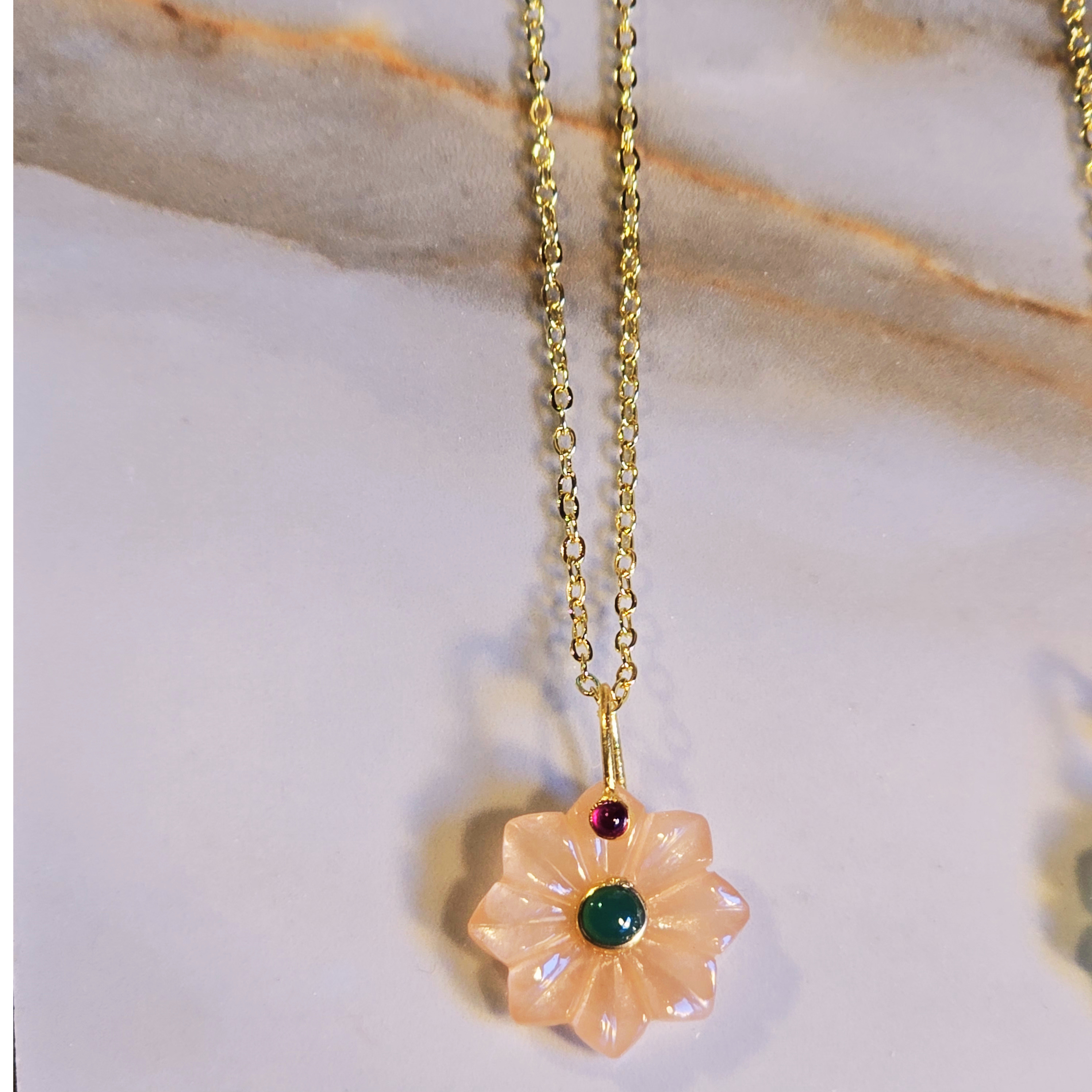 MOOCH London - Carved Gemstone Flower Pendant Necklace