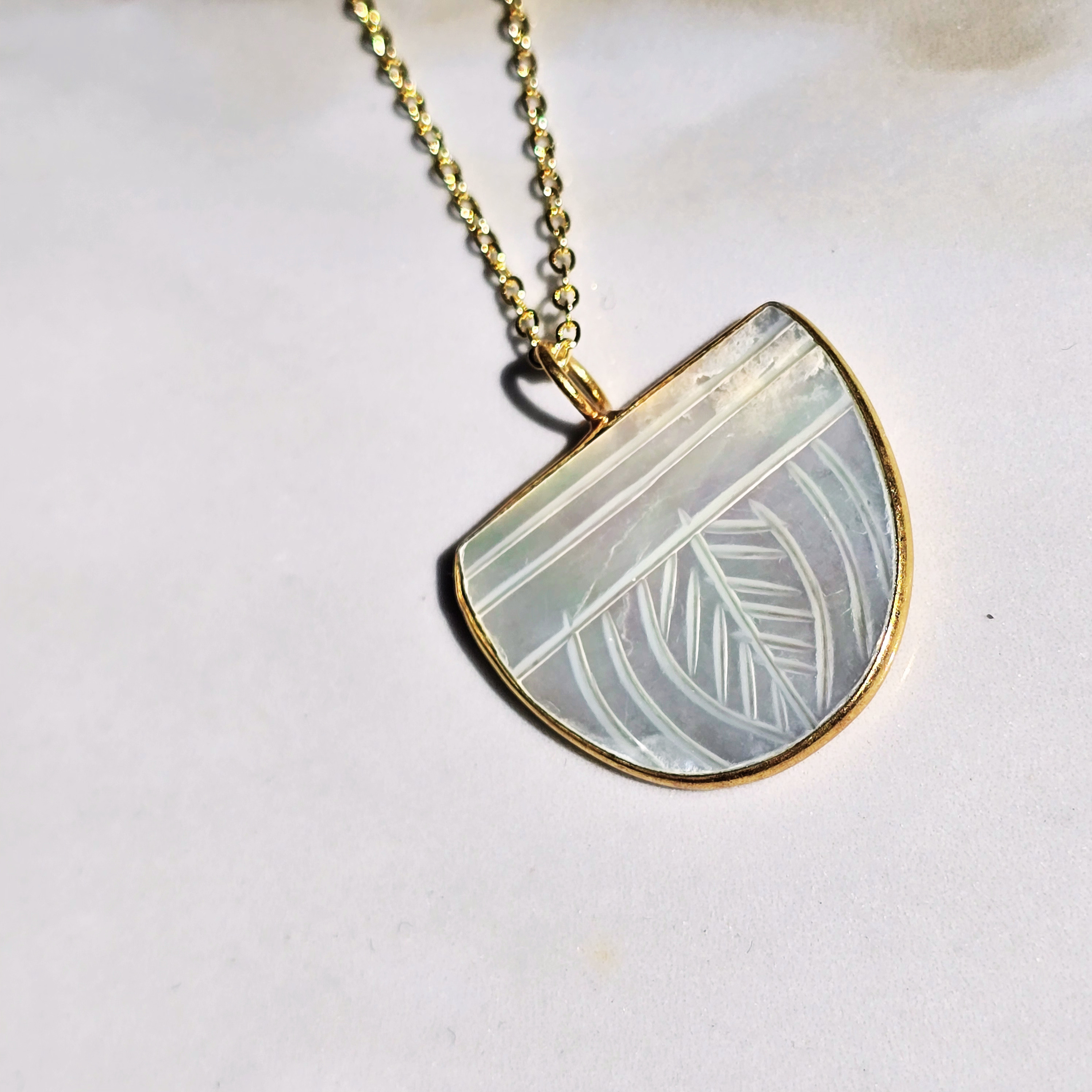 MOOCH London - Carved Mother of Pearl Pendant Necklace