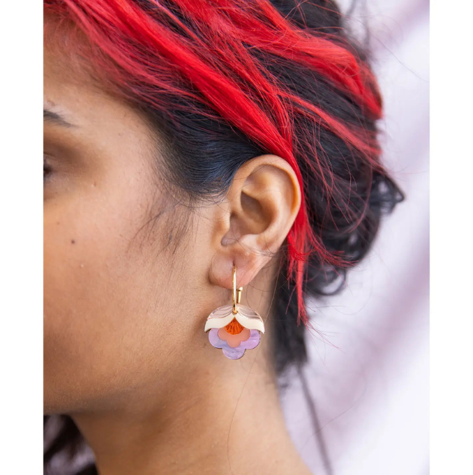 Rosa Pietsch - Anna Retro Flower Hoop Earrings: Pink Sky