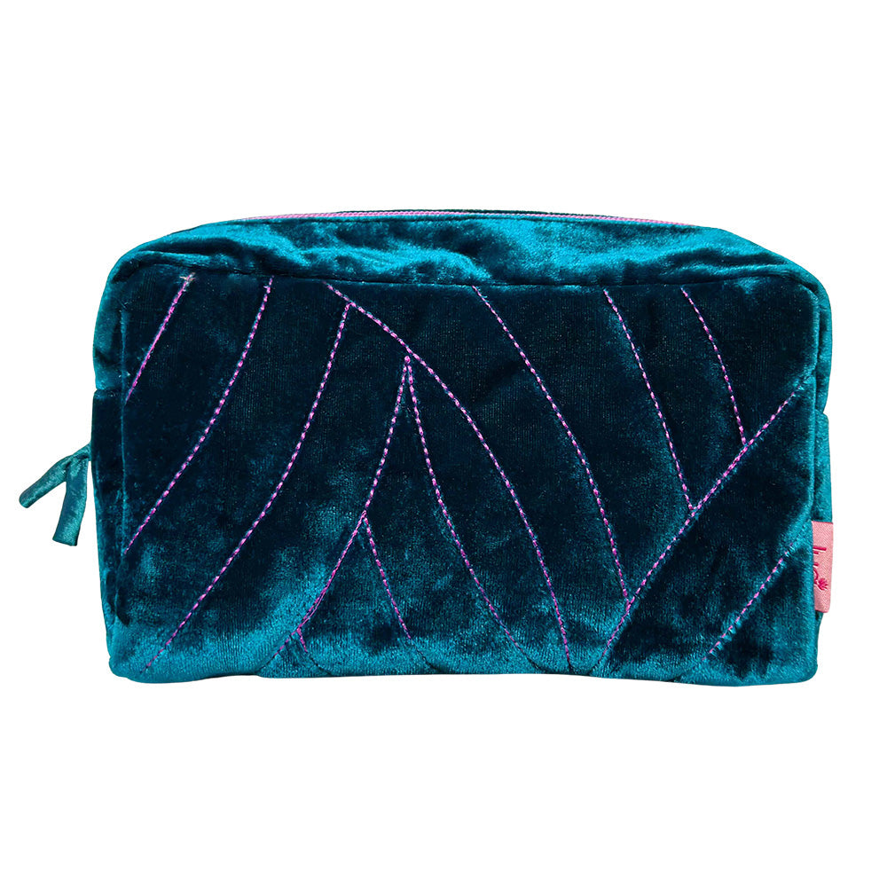 AW23 Quilted Stitch Cosmetic Purse Turquoise