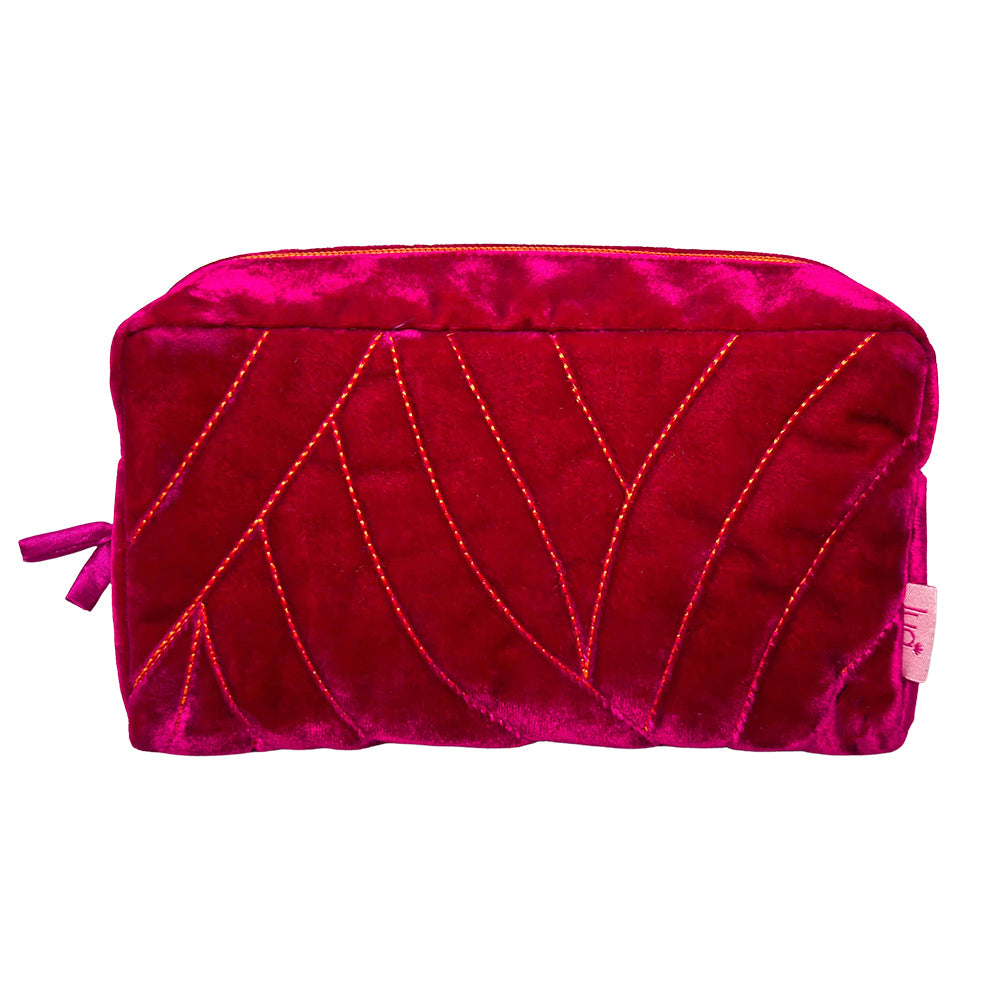 AW23 Quilted Stitch Cosmetic Purse Fuchsia