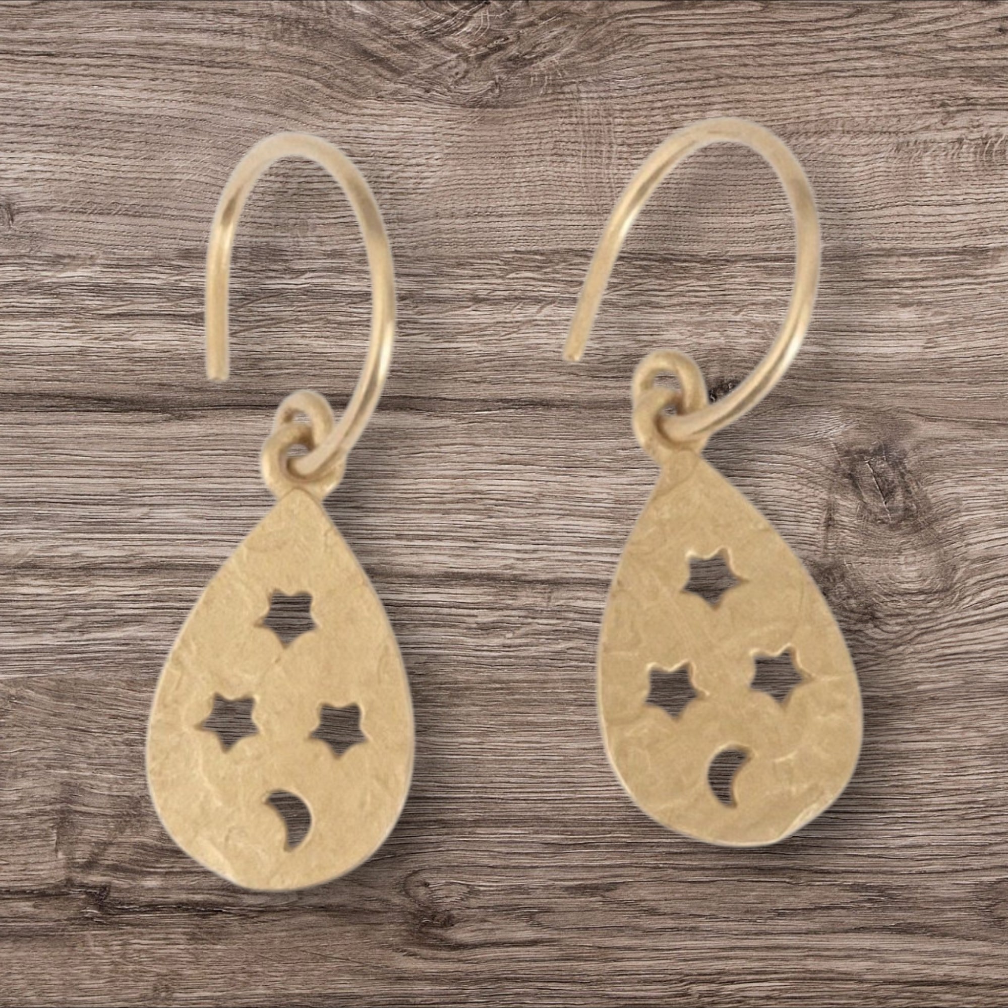 MOOCH London - Moon Earrings