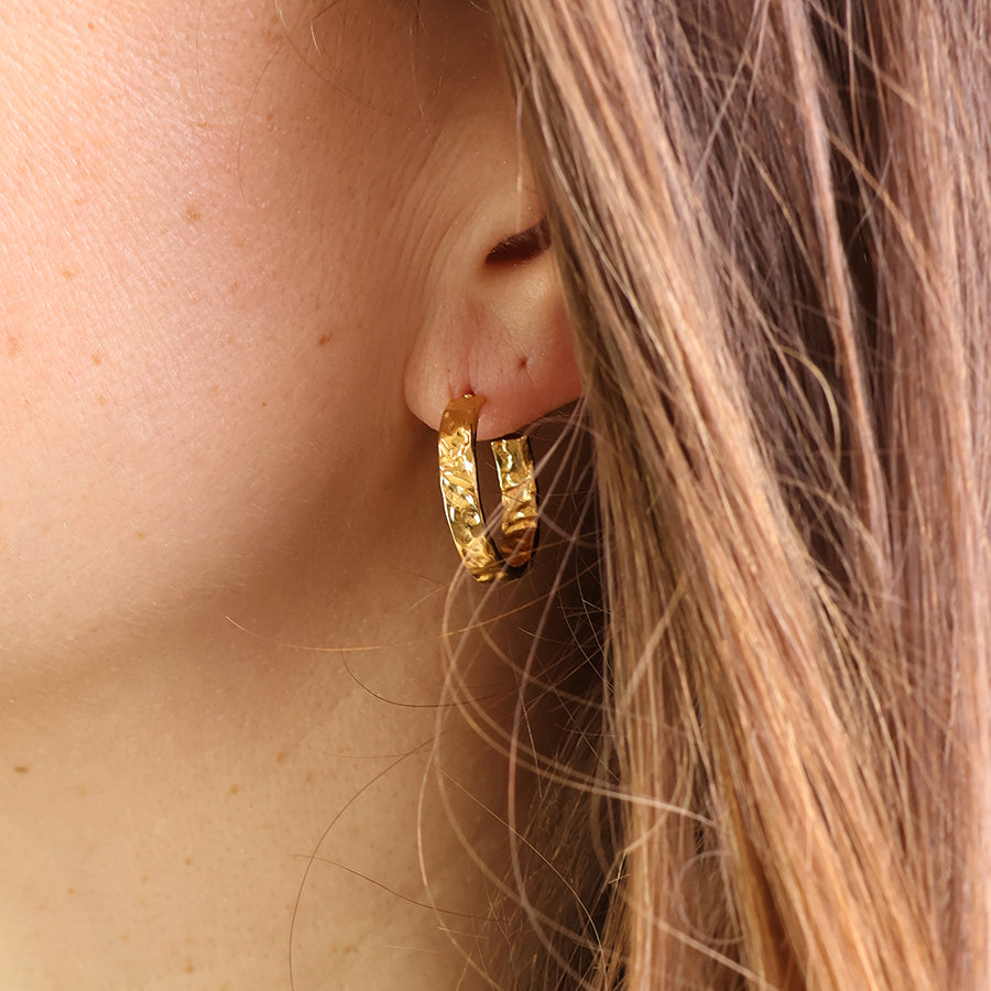 Waterproof gold plated beaten c-hoop earrings
