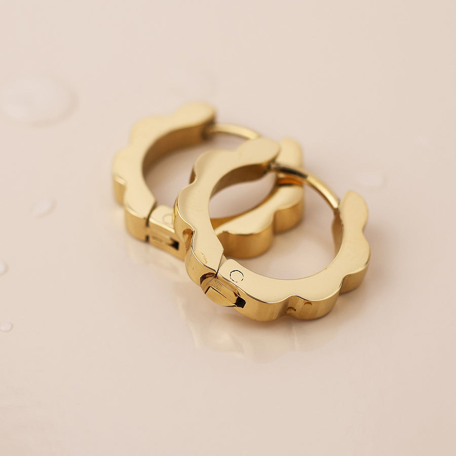 Waterproof gold plated zig-zag wave hoop earrings