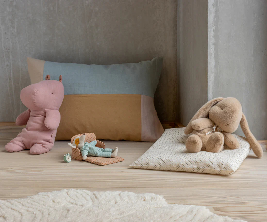 Maileg - Plush Bunny - Medium - Cream Peach
