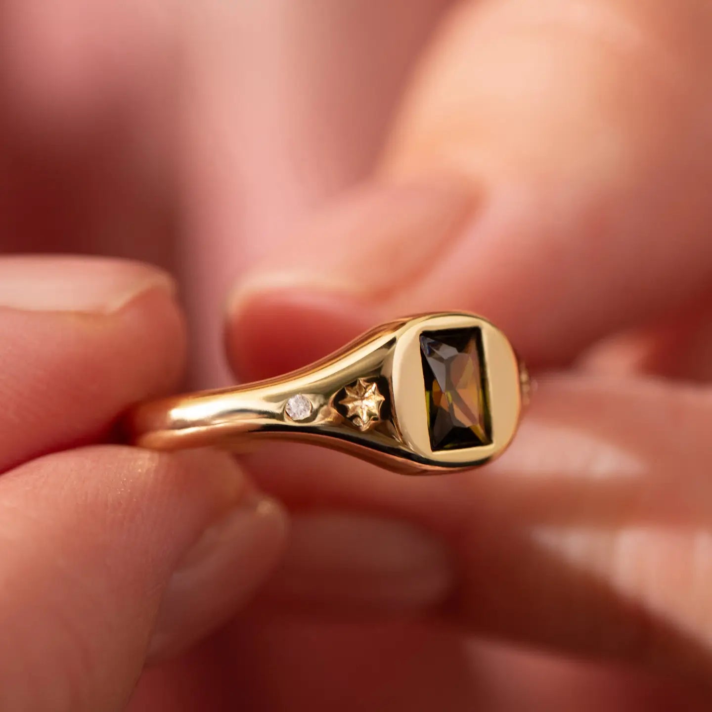 Peridot Baguette Adjustable Signet Ring - Silver