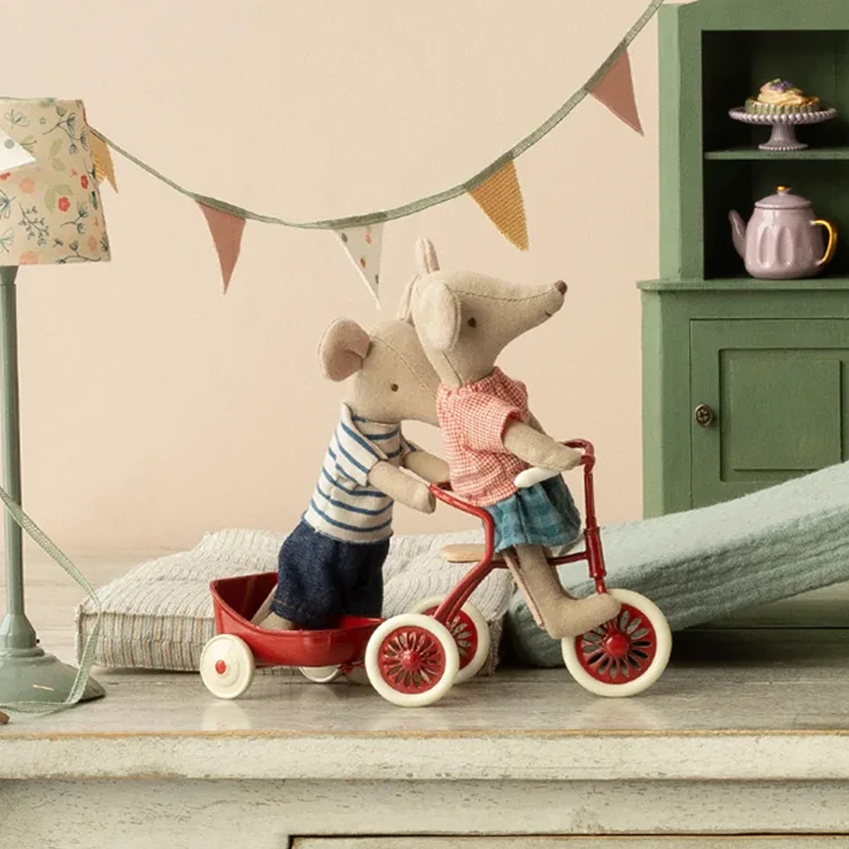 Maileg - Mouse Tricycle Hanger - Red