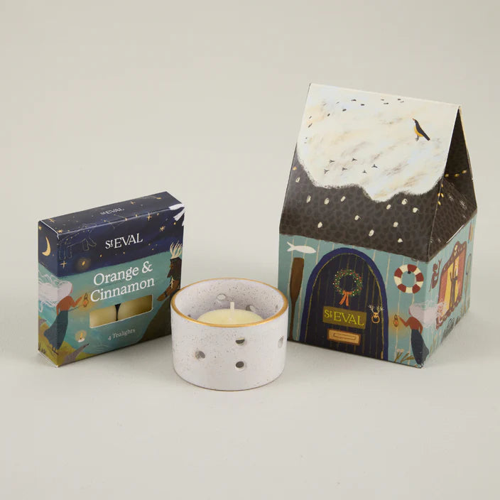 St Eval - Christmas Cottage - Orange & Cinnamon candle